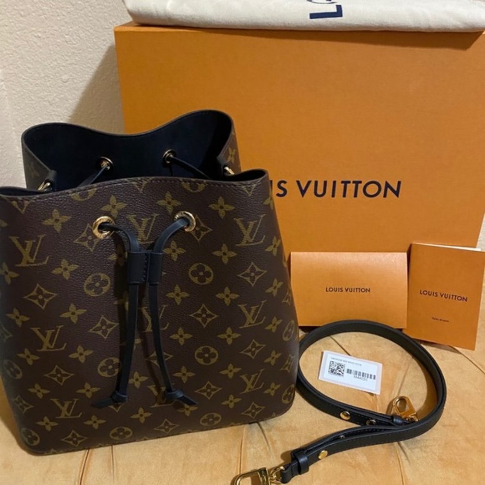 Authentic Louis Vuitton Neo Noe in Noir